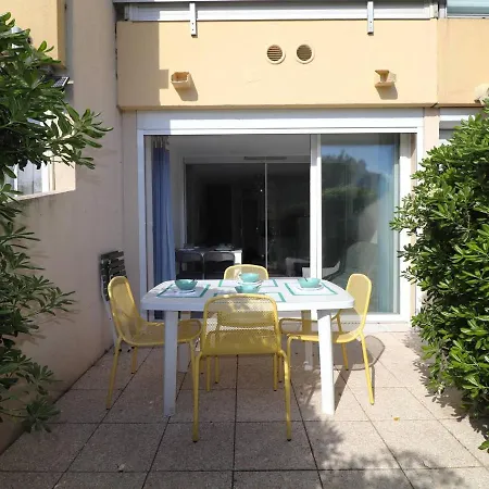 Apartment 6 Pers. Avec Terrasse, Loggia Et Parking Prive A 2 Pas De La - Fr-1-307-234 *